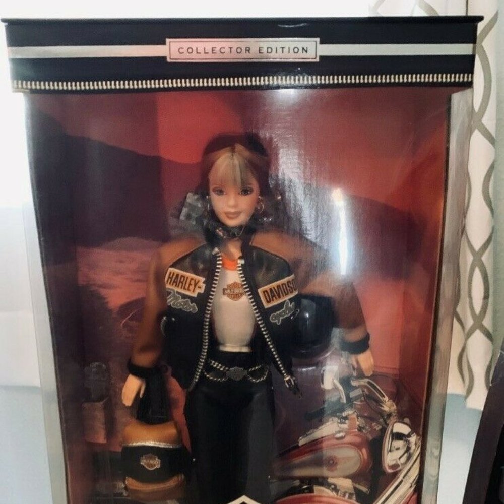 1999 Harley-Davidson Barbie Doll Mattel 'Collector